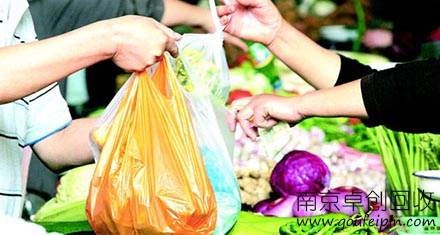 領(lǐng)先科技聚氨酯添加劑，助力解決聚氨酯生產(chǎn)中的各種技術(shù)難題